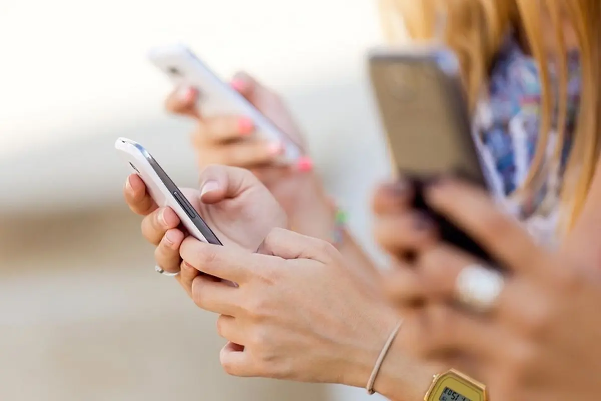 Pengiriman Smartphone India Anjlok 26 Persen pada Kuartal III 2026 Pengiriman Smartphone India Anjlok 26 Persen pada Kuartal III 2026