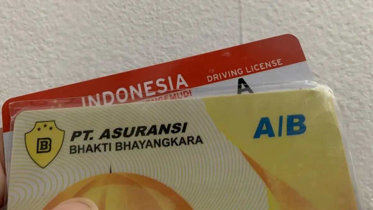 Perpanjang SIM Online dan Cetak Mandiri Lewat Kiosk SIM Perpanjang SIM Online dan Cetak Mandiri Lewat Kiosk SIM